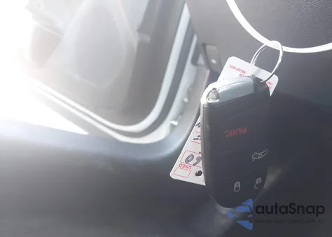 2015 Dodge Challenger Sxt z USA, uszkodzony, nr VIN 2C3CDZAG3FH861134